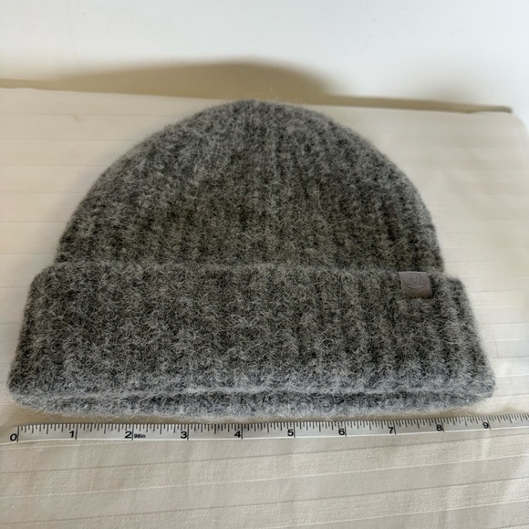 lululemon | Gray Merino Wool Alpaca Blend Beanie Chunky Cozy Soft Unisex O/S